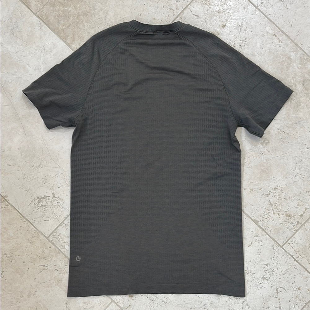 lululemon Metal Vent Tech Short-Sleeve Shirt, color: anchor/grey sage